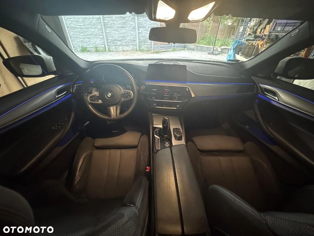 BMW Seria 5 520d xDrive Sport Line sport - 24