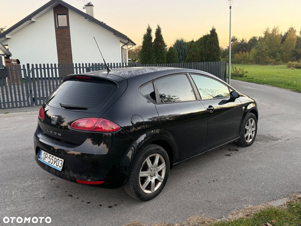 Seat Leon 2006 photo 4