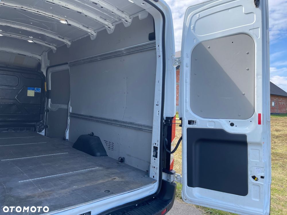 Ford Transit - 22