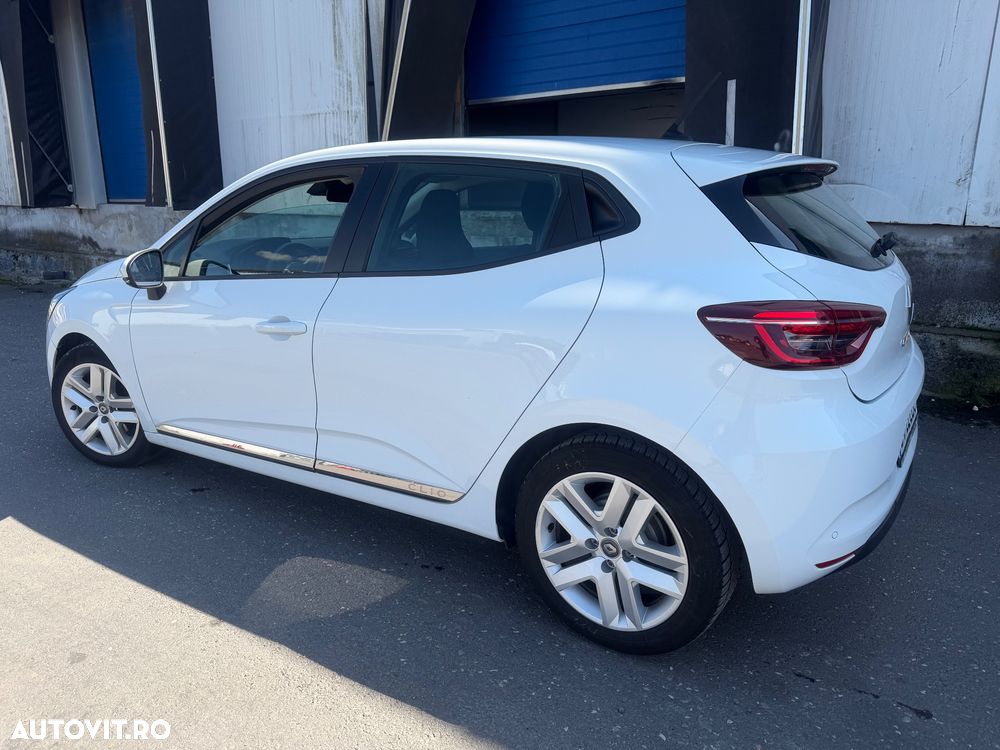 Renault Clio E-TECH 140 ZEN - 13
