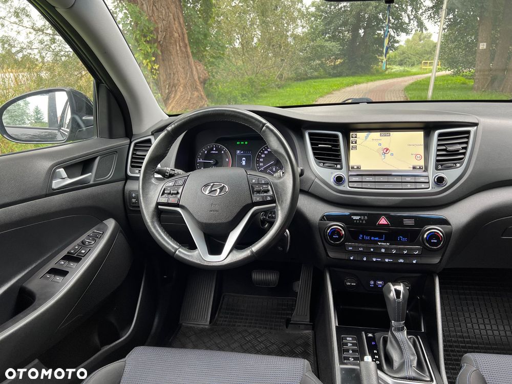 Hyundai Tucson blue 1.7 CRDi 2WD DCT Style - 16