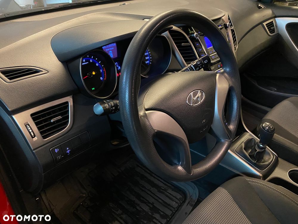 Hyundai i30 1.4 Trend - 14