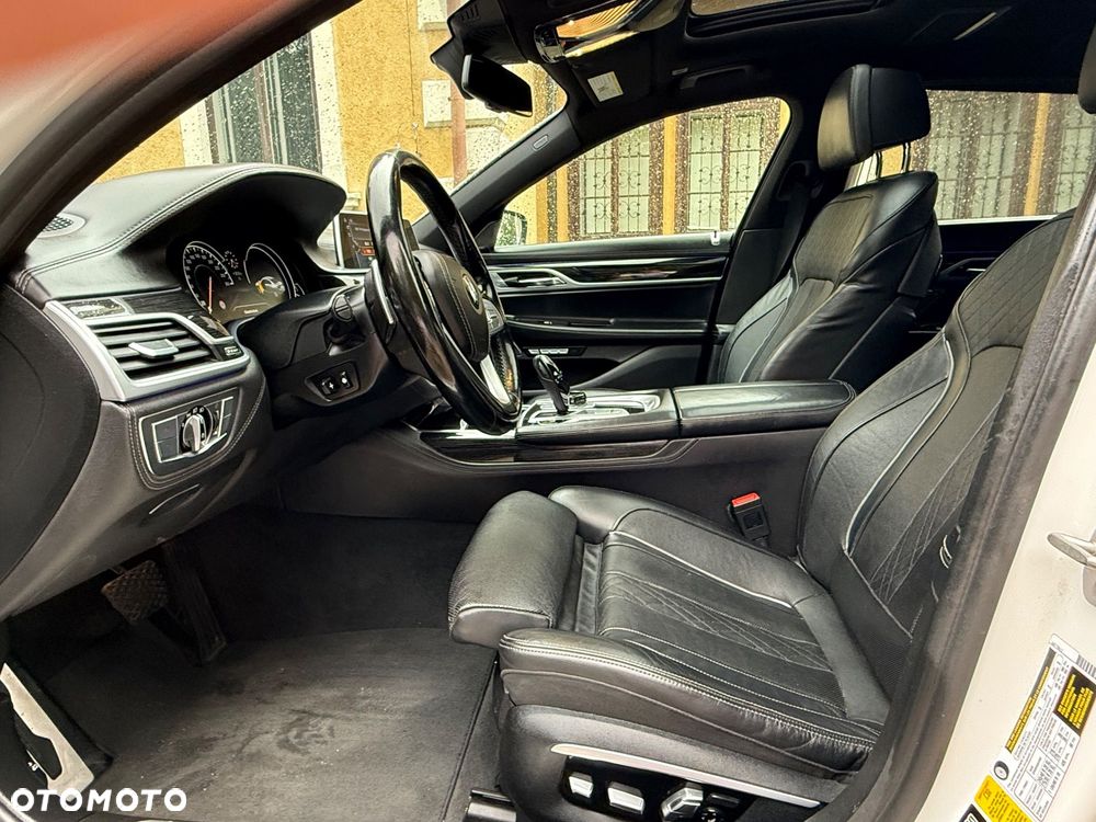 BMW Seria 7 750Li xDrive - 20
