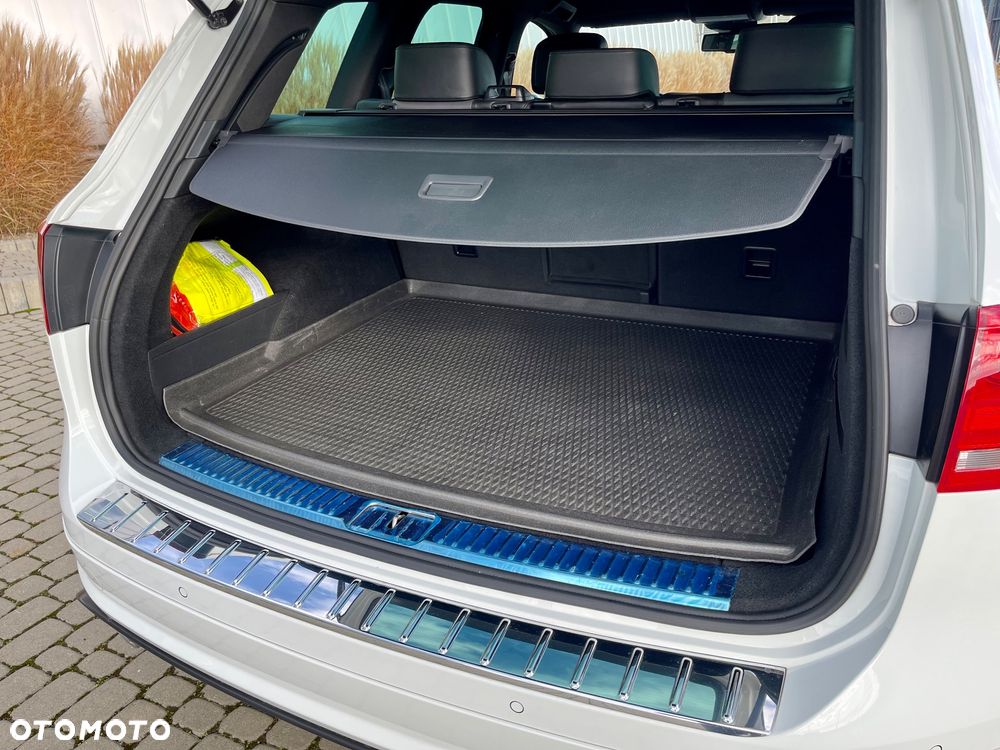 Volkswagen Touareg 3.0 V6 TDI BMT R-Style - 38