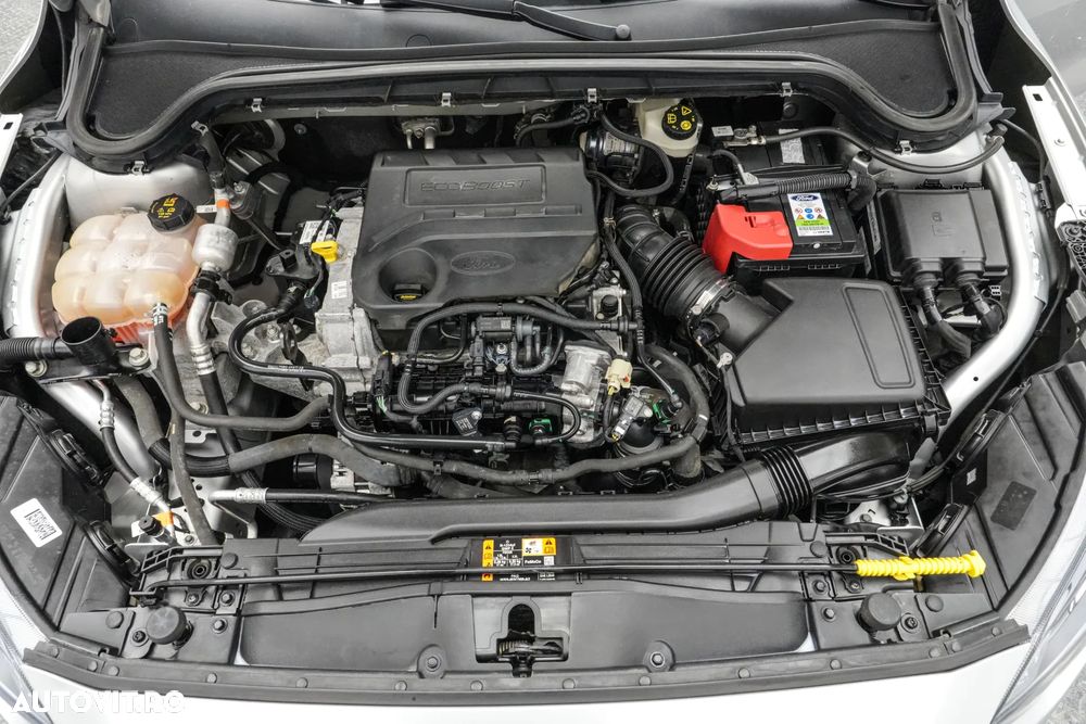 Ford Focus 1.0 EcoBoost Titanium Business - 24