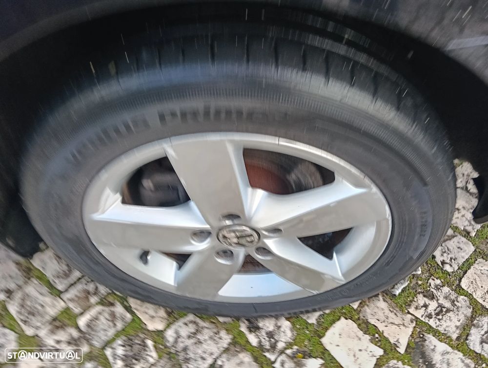 VW Jetta 1.6 TDi Blue Motion Comfortline - 15