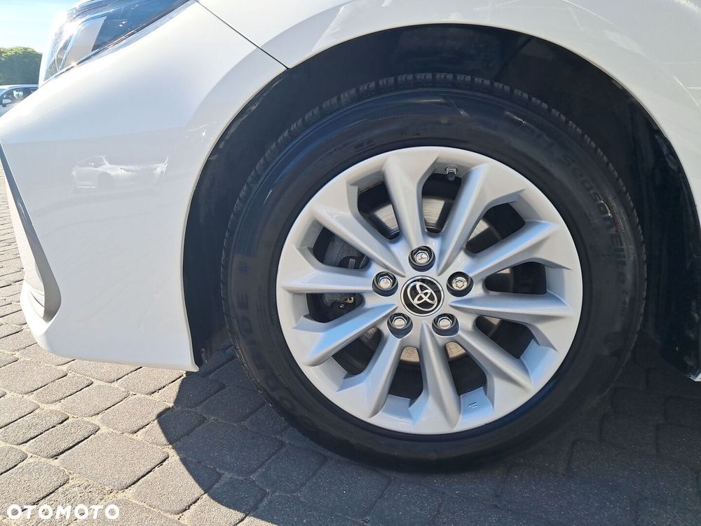 Toyota Corolla - 10