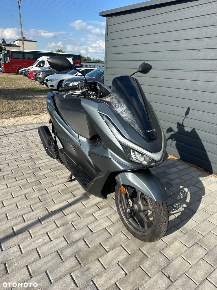 Honda PCX - 1