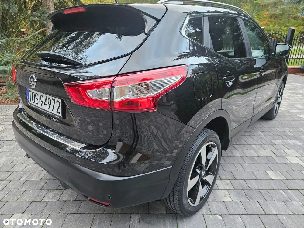 Nissan Qashqai 1.6 DIG-T TEKNA+ - 3
