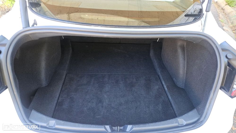 Tesla Model 3 Long Range Tração Integral - 36