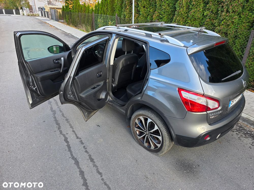Nissan Qashqai 2.0 dCi 4 x 4 DPF tekna - 19