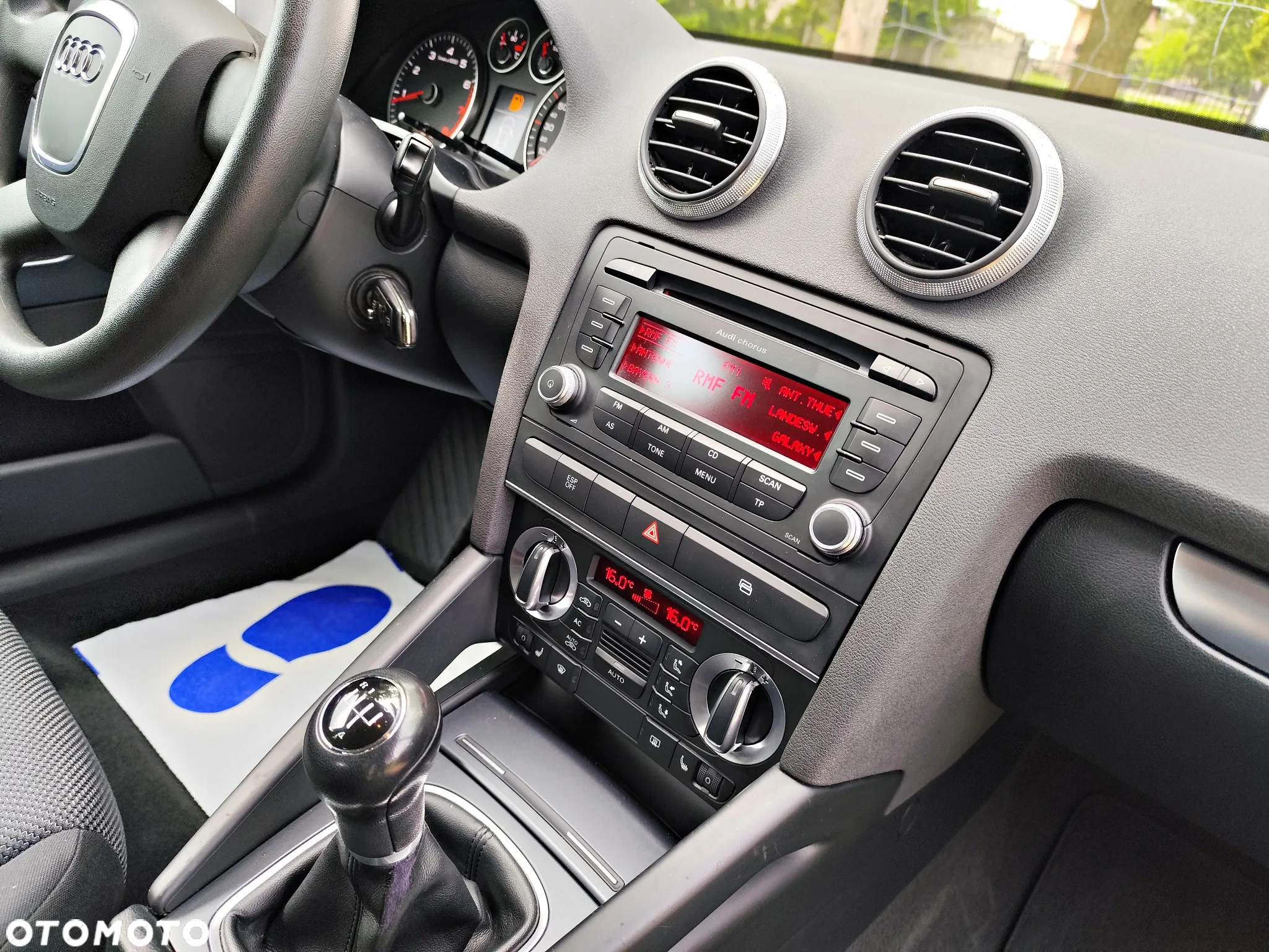 Audi A3 1.6 Attraction - 9