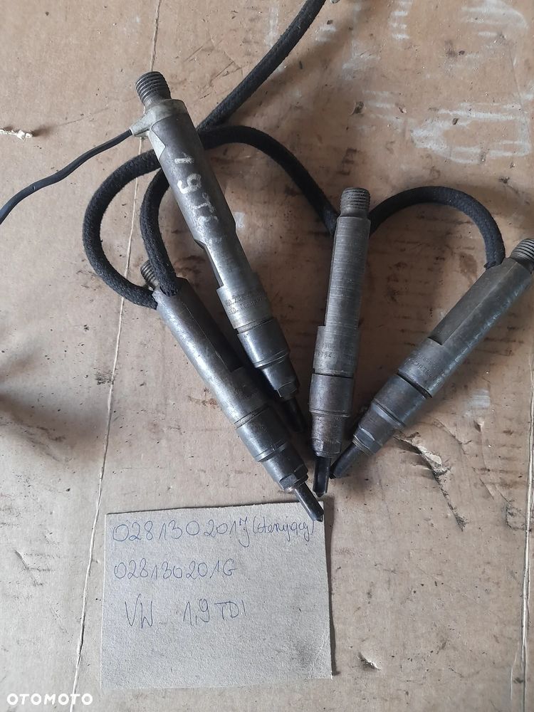 Wtryskiwacz wtrysk VW Audi 1.9 TDI 028130201J 028130201G - 1