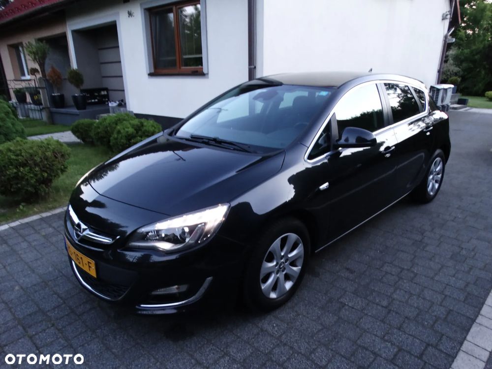 Opel Astra 1.4 Turbo Cosmo - 17