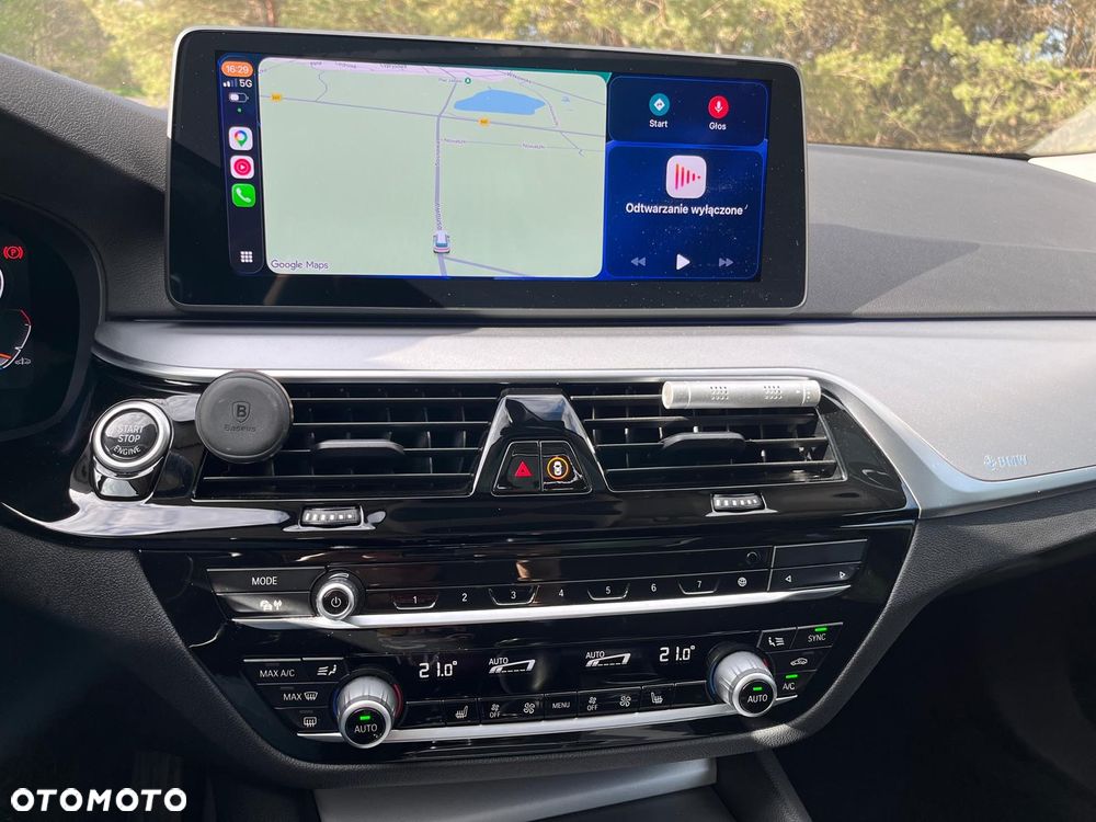 BMW Seria 5 520d Luxury Line sport - 28