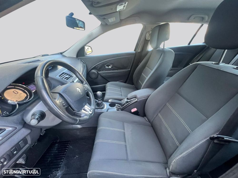 Renault Mégane Sport Tourer - 12