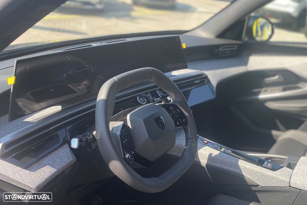 Peugeot E-3008 73 kWh Allure - 8