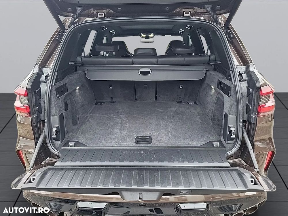 BMW X5 M Competition - 11