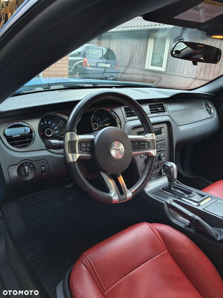 Ford Mustang - 5
