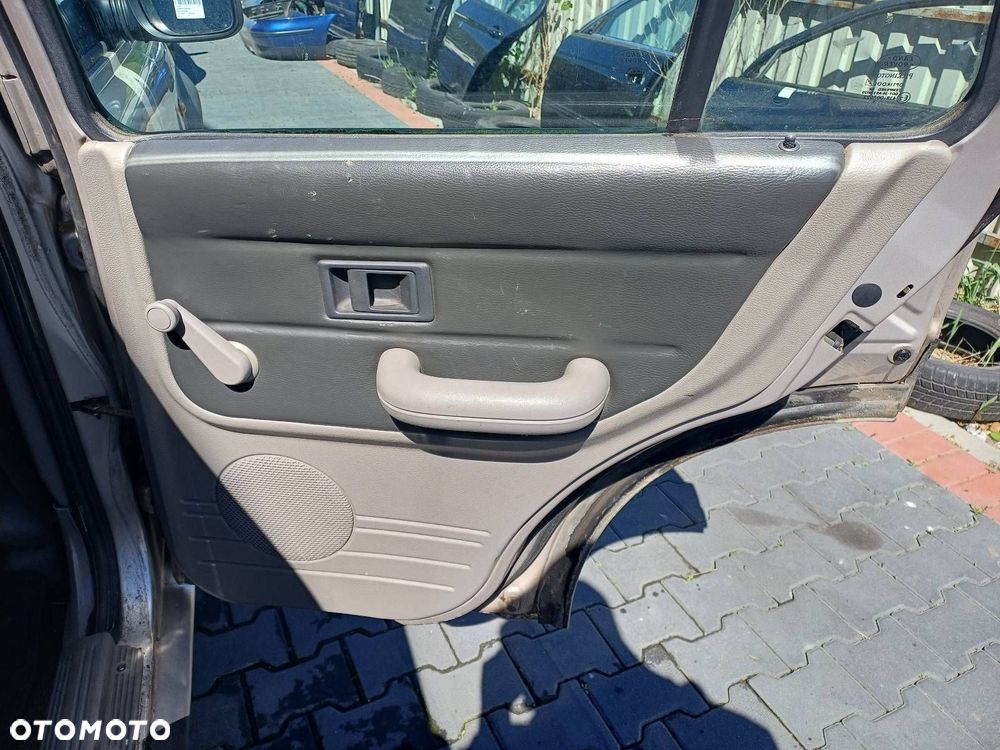 DRZWI KOMPLETNE PRAWY TYŁ LAND FREELANDER I 642 - 3