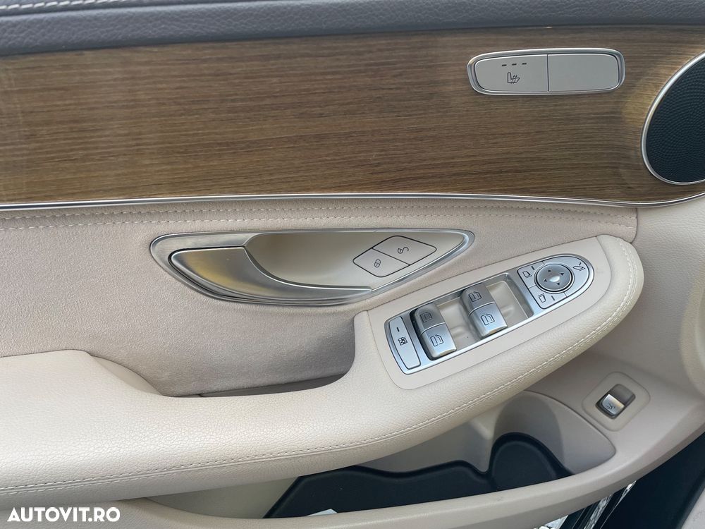 Mercedes-Benz C - 9