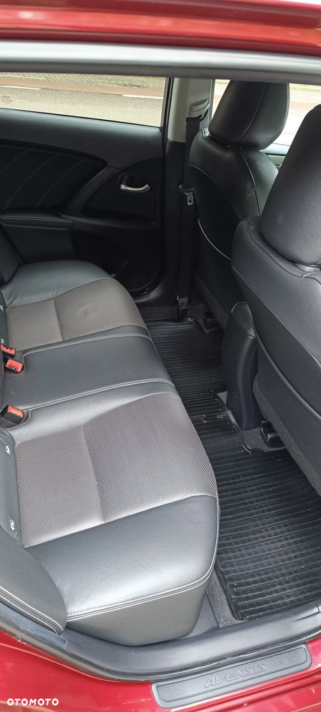 Toyota Avensis 2.0 Prestige MS - 21