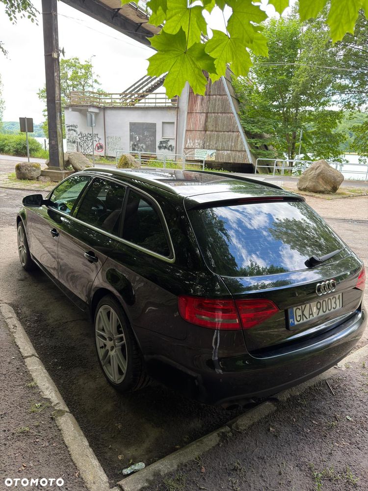Audi A4 Avant - 6