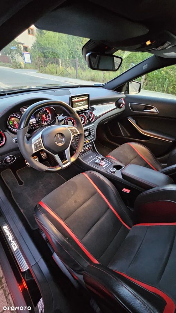 Mercedes-Benz GLA 45 AMG 4Matic 7G-DCT Edition 1 - 16