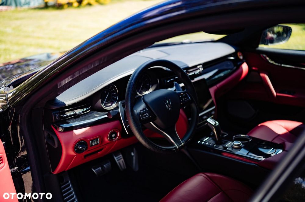 Maserati Quattroporte Modena Q4 - 15