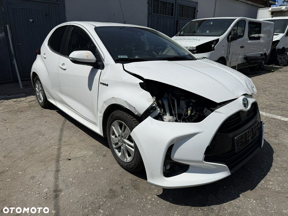 Toyota Yaris - 24
