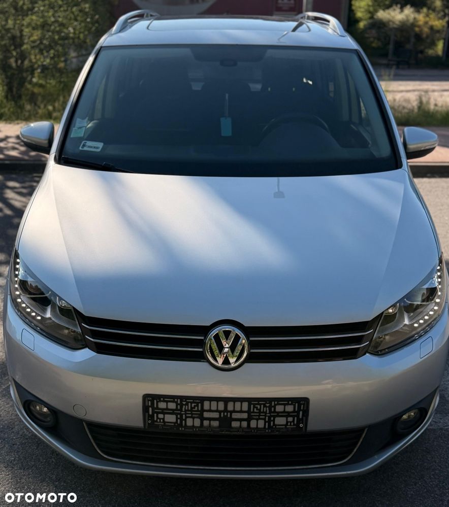 Volkswagen Touran - 1