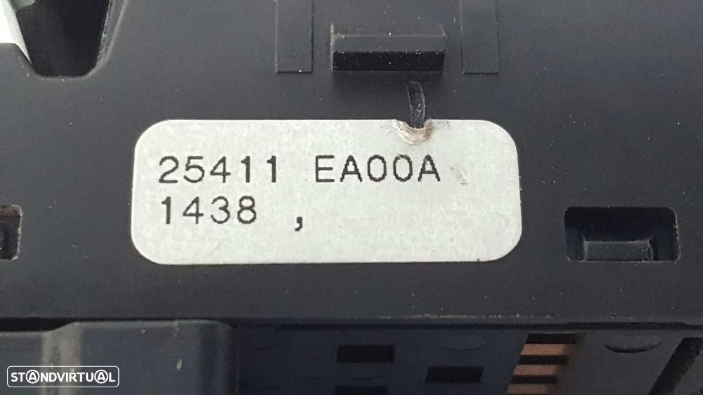 COMANDO DO ELEVADOR TRASEIRO DIREITO NISSAN PATHFINDER (R51) 2.5 DCI SE - 4