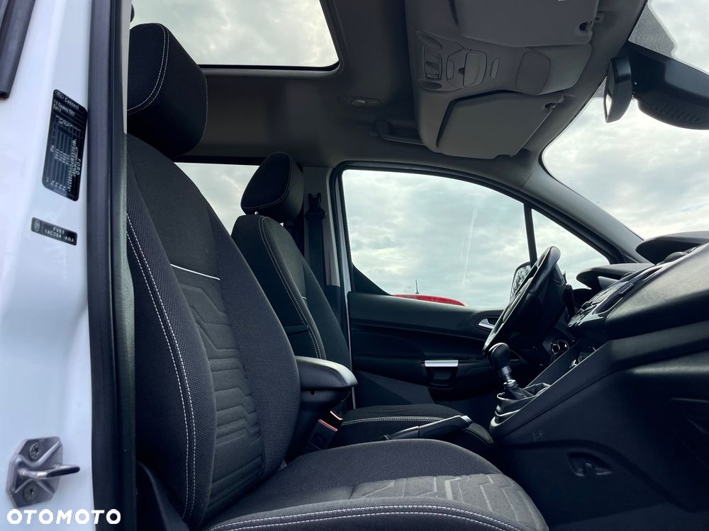 Ford Tourneo Connect Grand - 14