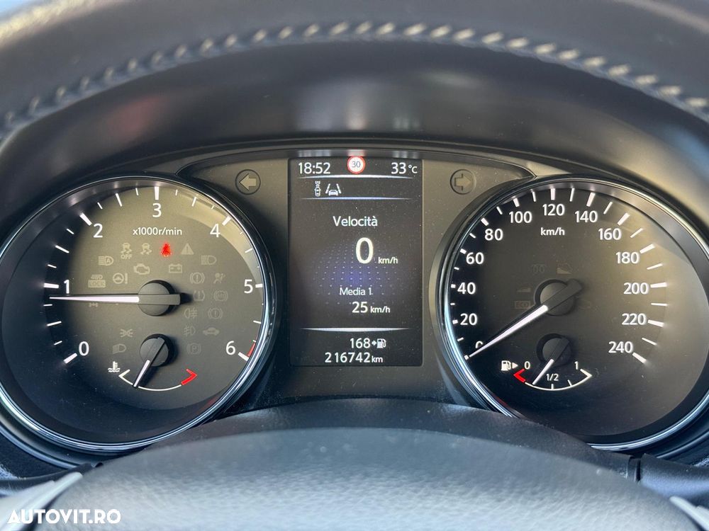 Nissan Qashqai 1.5 DCI N-Connecta - 25