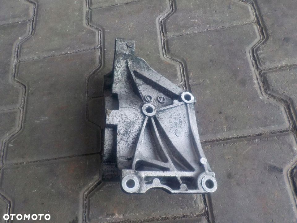 VW T4 1.9 TD ŁAPA UCHWYT MOCOWANIE ALTERNATORA - 3
