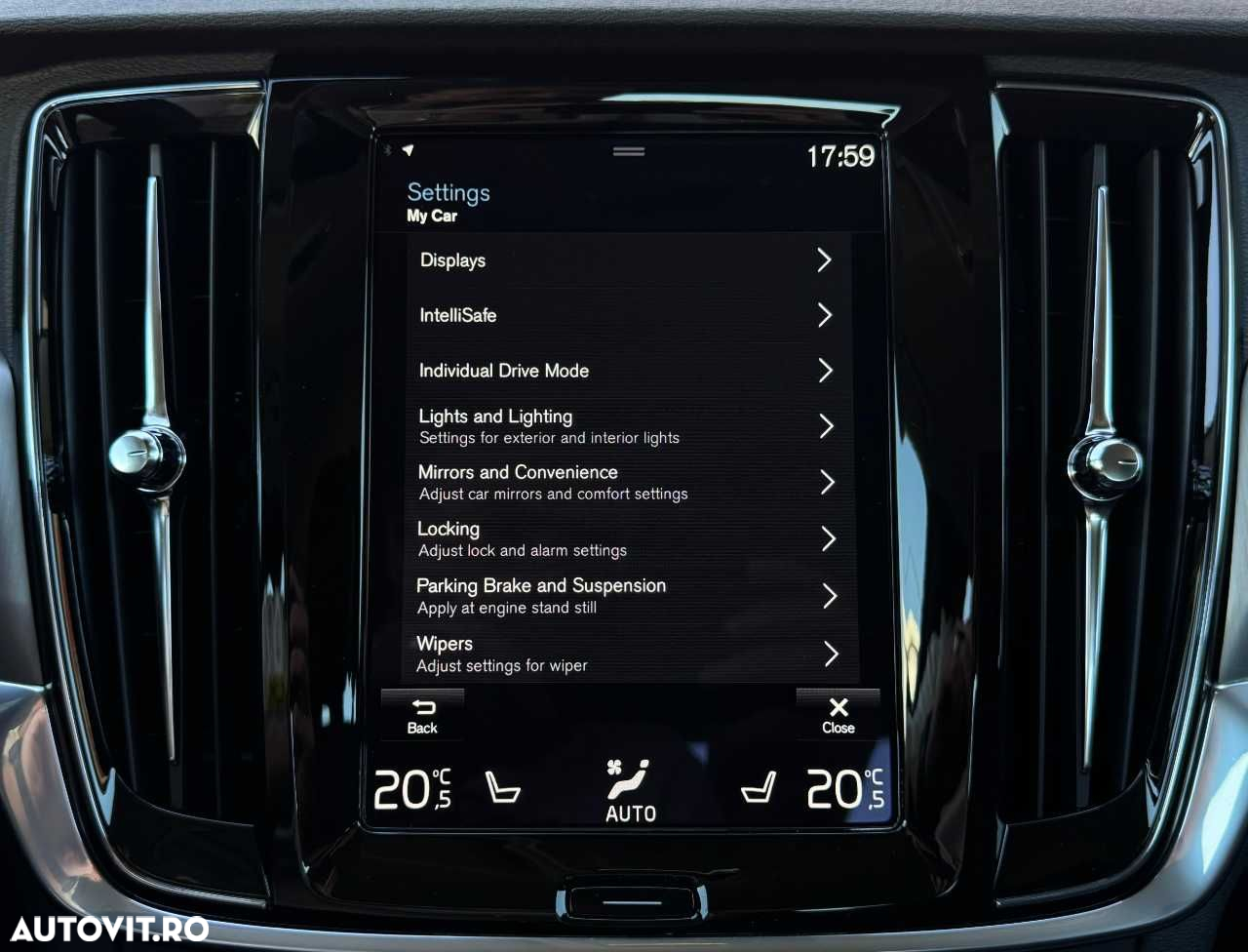 Volvo S90 D3 Momentum - 30