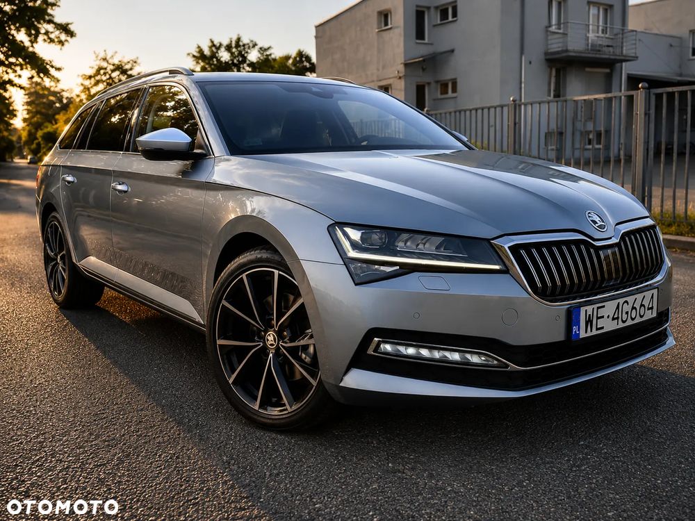 Skoda Superb 2.0 TDI SCR Style DSG - 8