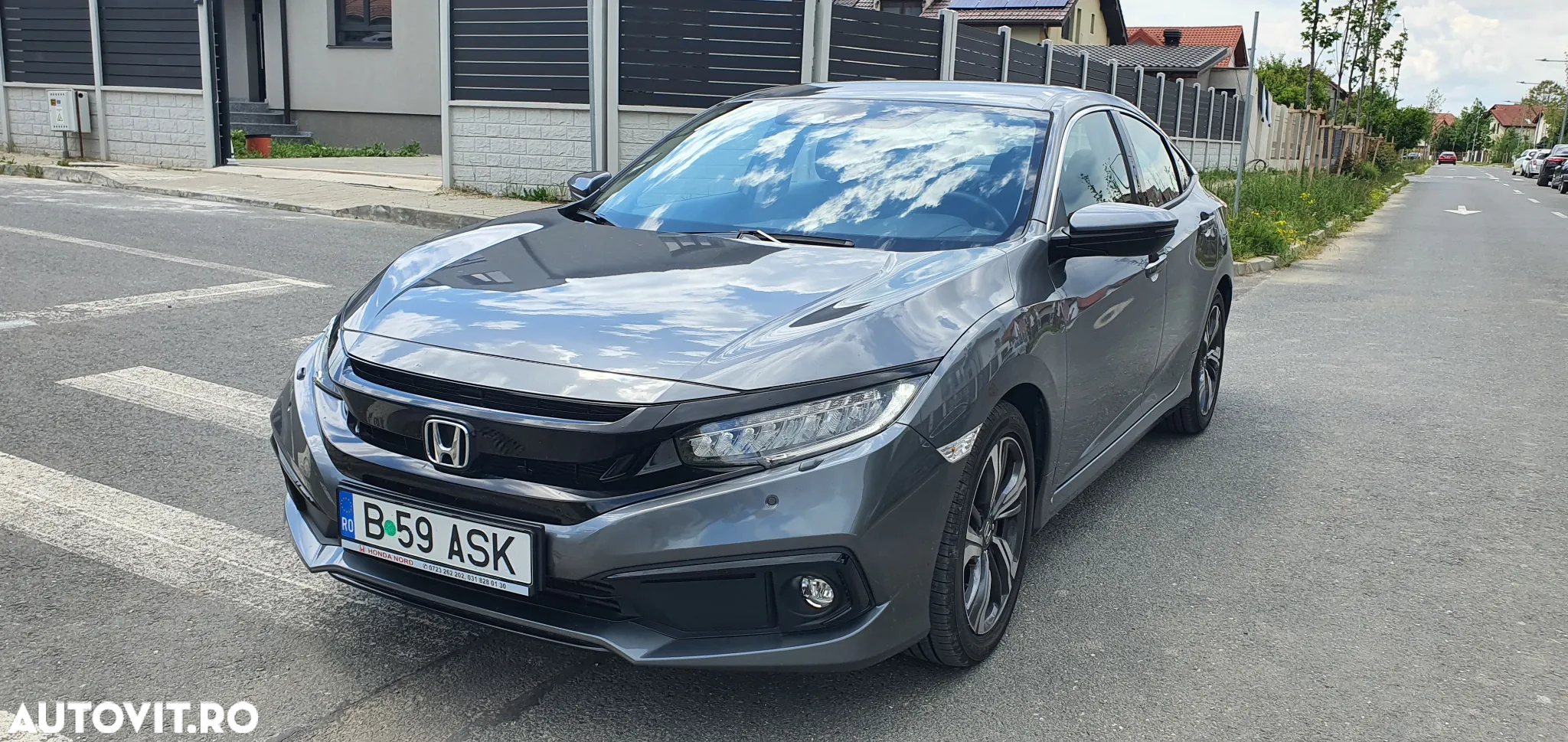 Honda Civic Sedan 1.5 VTEC Turbo Elegance Navi - 9
