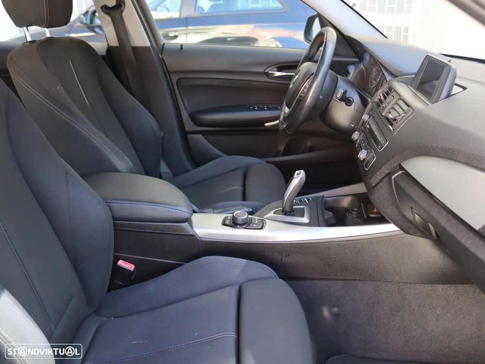 BMW 116 dA Line Sport - 17