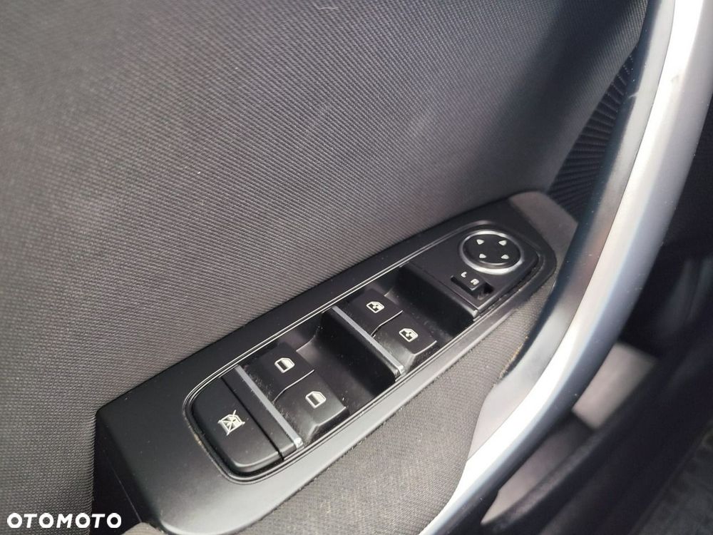 Kia XCeed - 26
