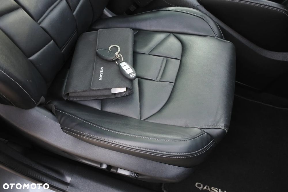 Nissan Qashqai 1.2 DIG-T TEKNA+ - 8