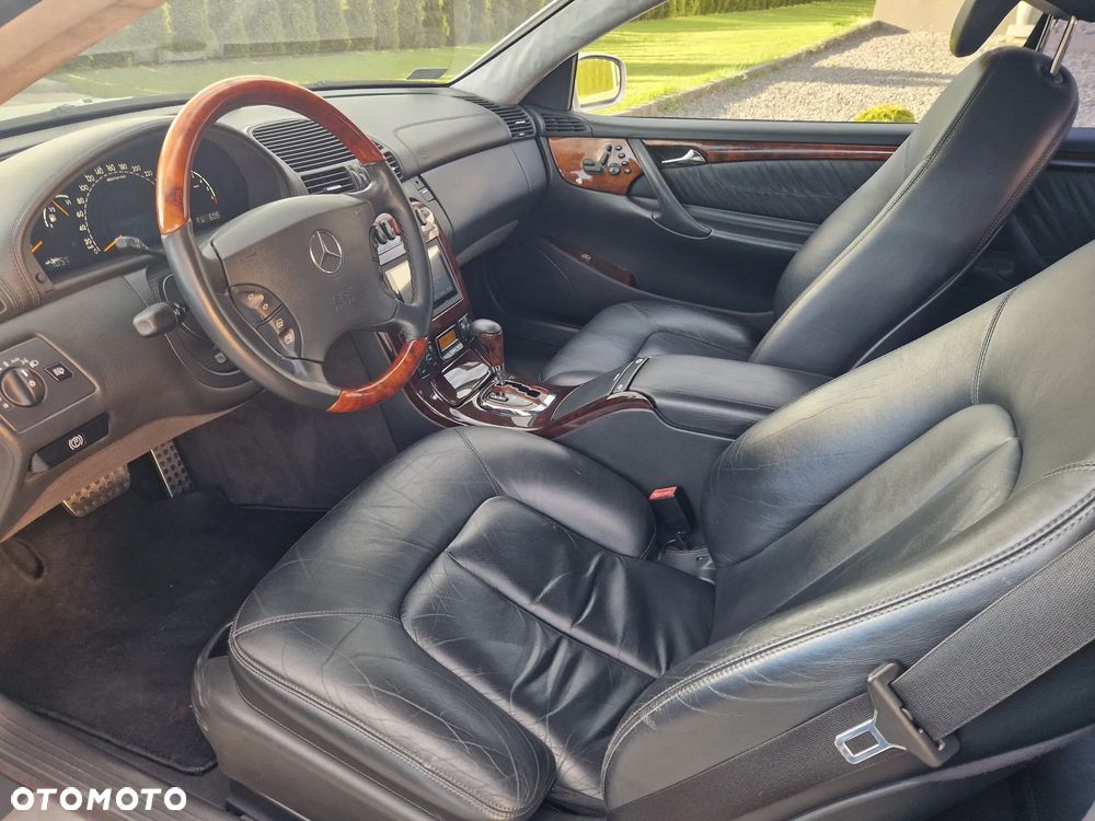 Mercedes-Benz CL - 12