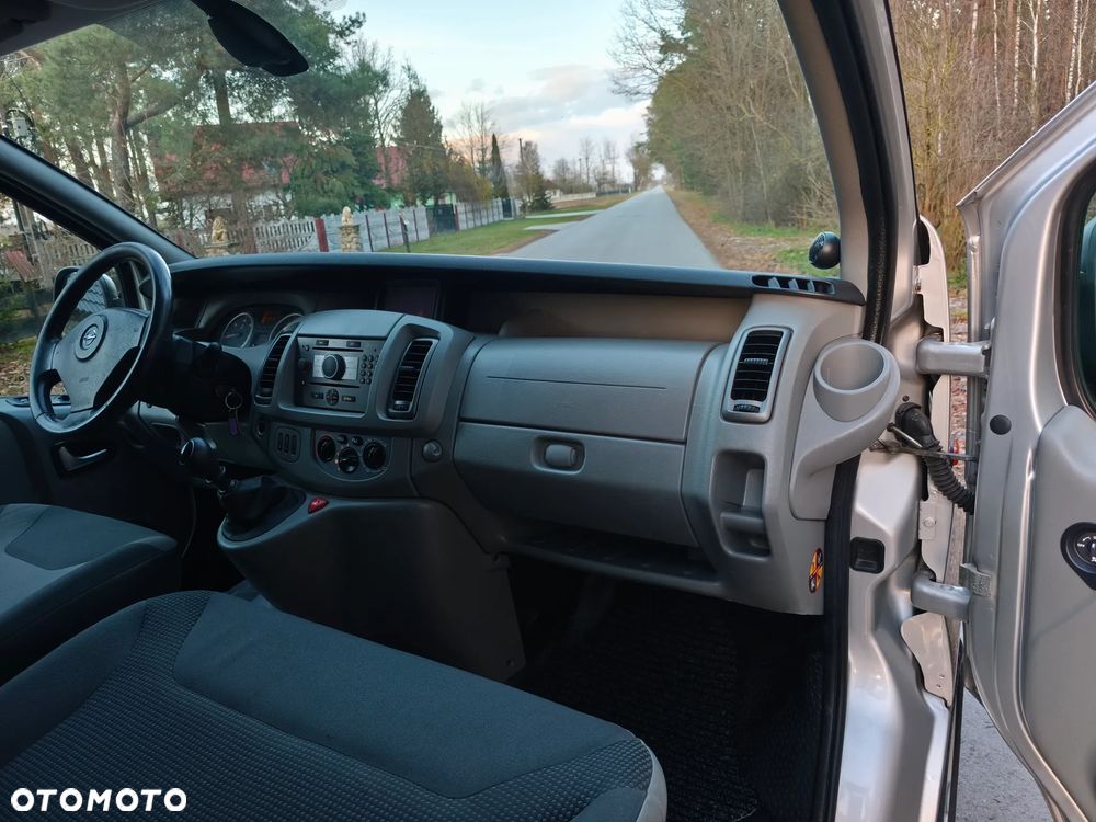 Opel VIVARO - 12