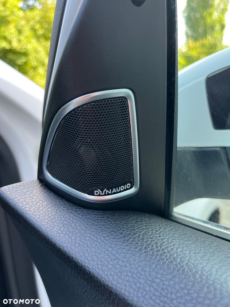 Volkswagen Passat Variant 2.0 TDI Highline - 24