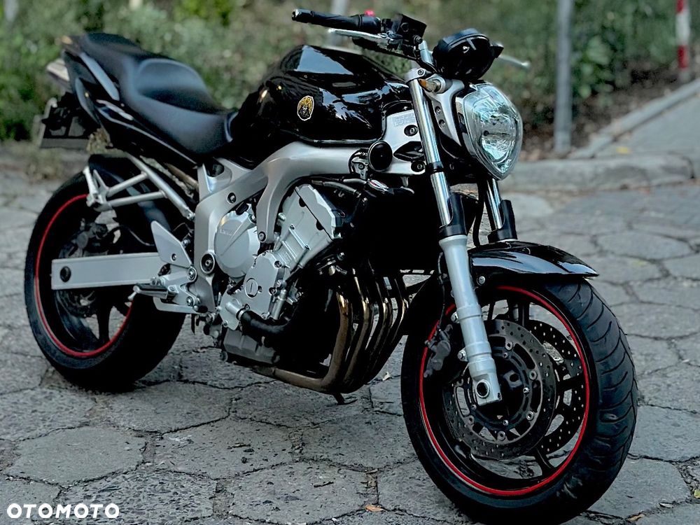Yamaha FZ6 - 1