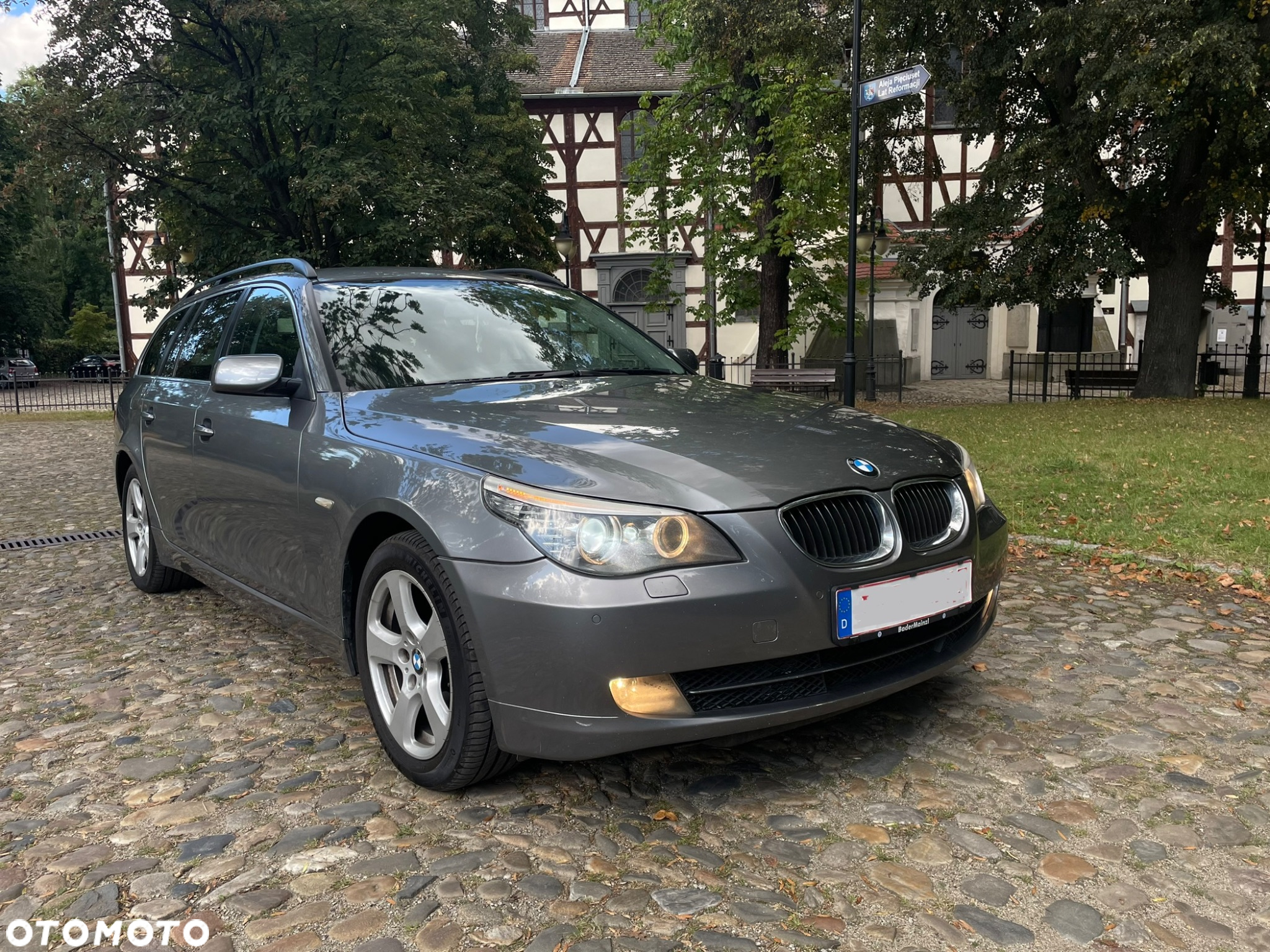 BMW Seria 5 525d xDrive Touring Edition Fleet Plus - 3