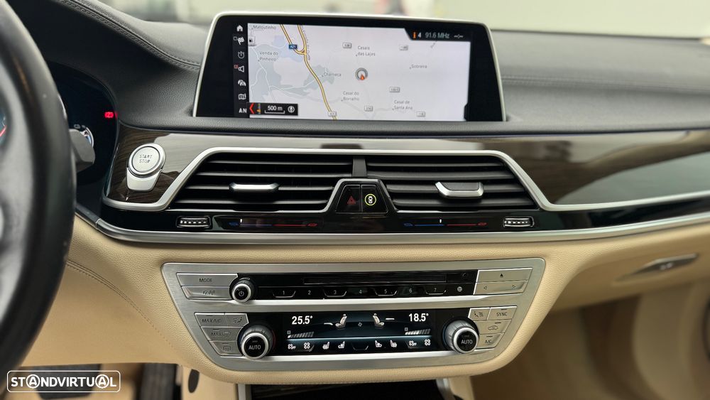 BMW 740 e iPerformance - 30