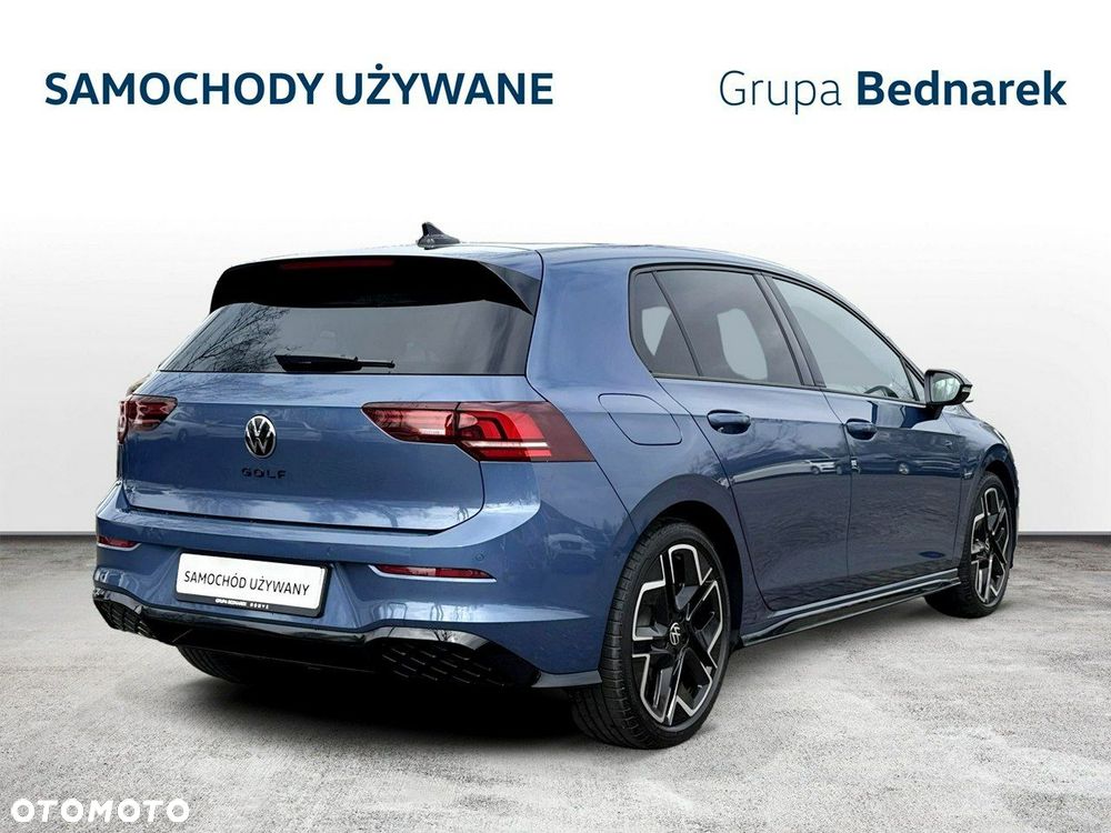 Volkswagen Golf - 5