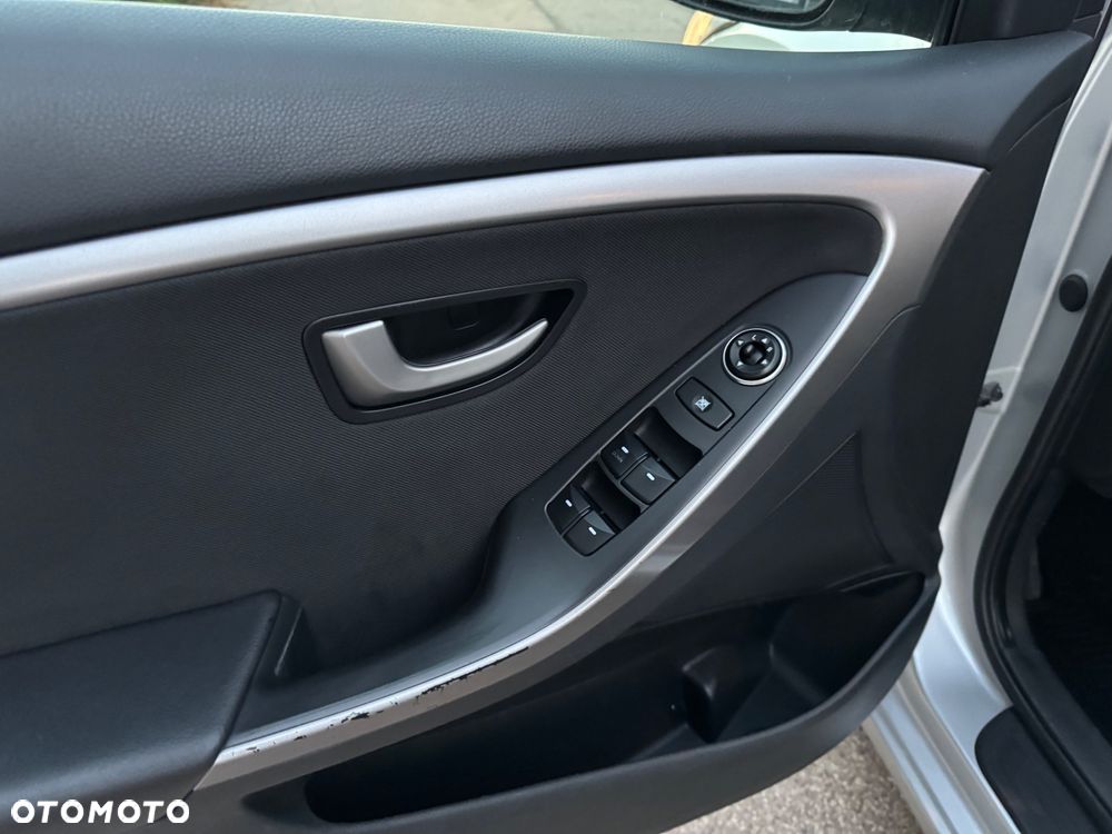 Hyundai i30 - 13