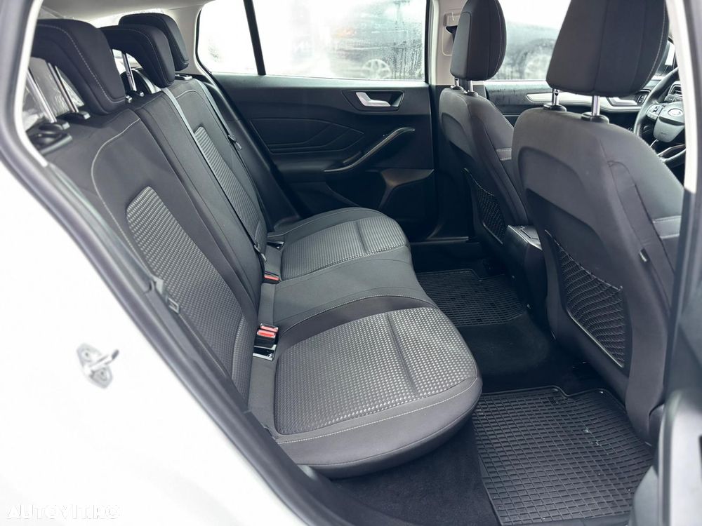 Ford Focus 1.5 TDCi DPF Start-Stopp-System Titanium - 33